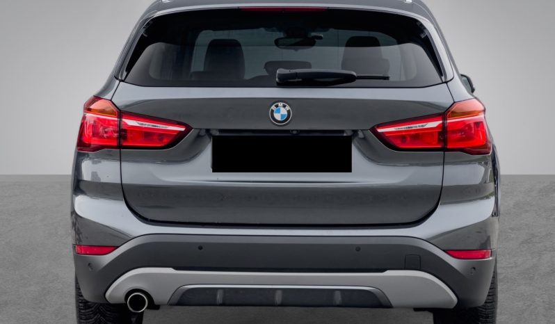 
								BMW X1 xDrive18d/Toiture Panorama/Santé/Accès/Ligne Sportive full									