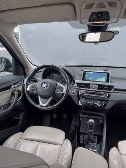 
										BMW X1 xDrive18d/Toiture Panorama/Santé/Accès/Ligne Sportive full									