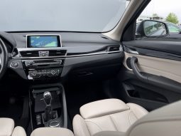 
										BMW X1 xDrive18d/Toiture Panorama/Santé/Accès/Ligne Sportive full									