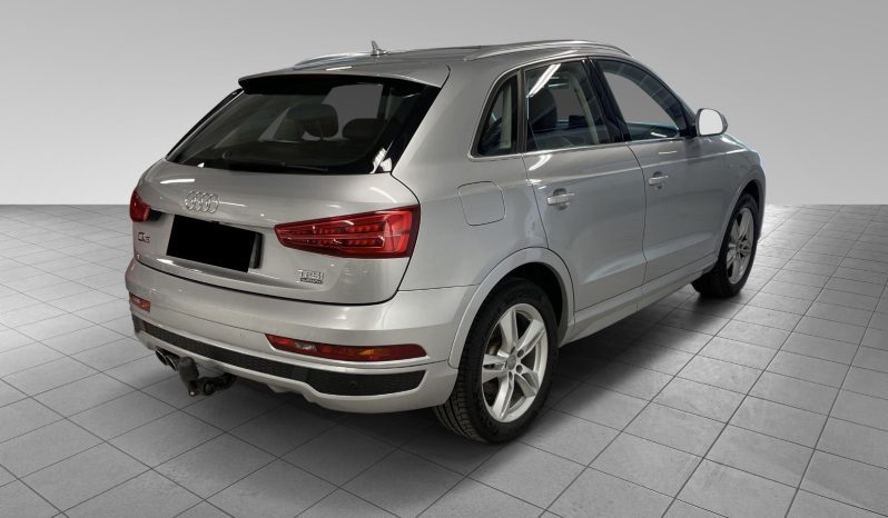 
								Audi Q3 full									