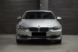 BMW Série 3- 316D (2.0l-116hp)/Ligne de Luxe/CC/Navi/Keyless/PDC ++