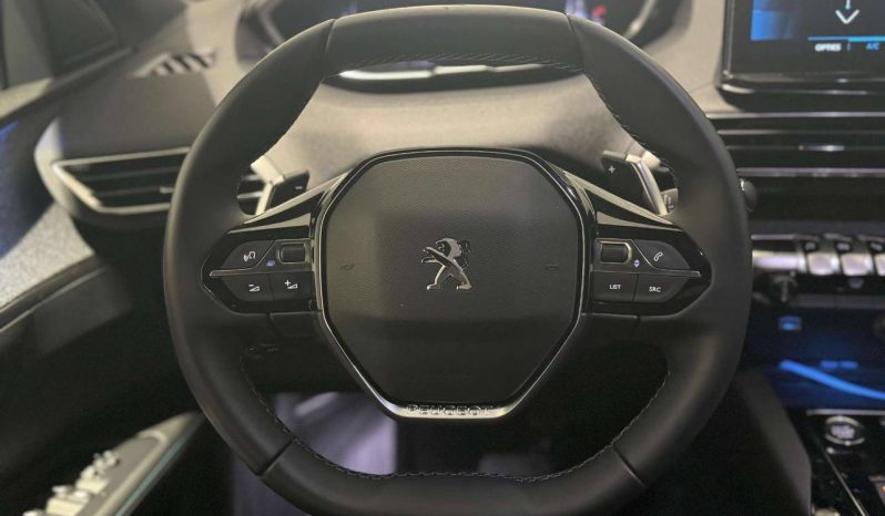 
								Peugeot 5008 PureTech Allure full									