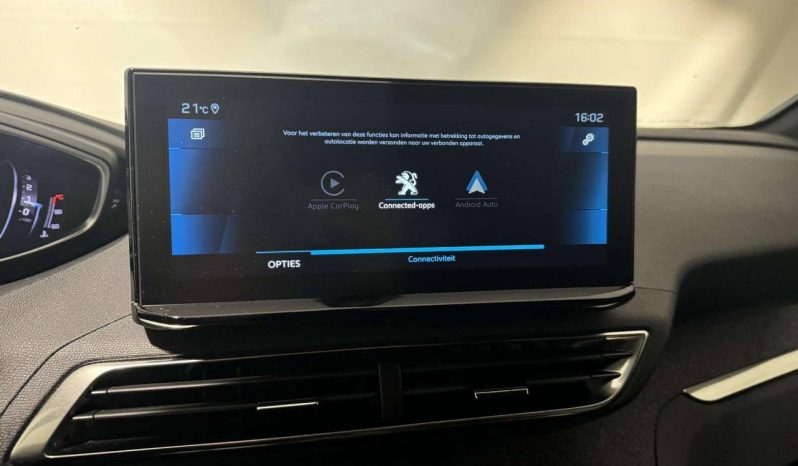 
								Peugeot 5008 PureTech Allure full									