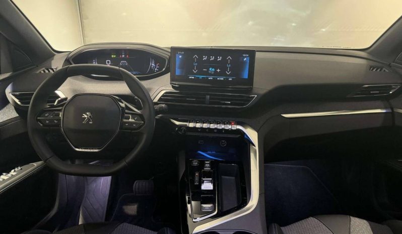 
								Peugeot 5008 PureTech Allure full									