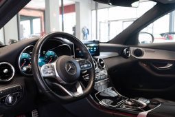 
										Mercedes-Benz C 300 full									