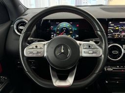 
										Mercedes-Benz GLA 200d full									