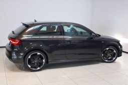 
										Audi A3 1.4 TFSI S-line full									