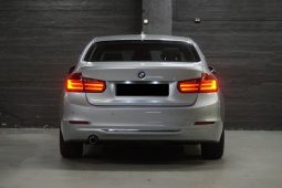 
										BMW Série 3- 316D (2.0l-116hp)/Ligne de Luxe/CC/Navi/Keyless/PDC ++ full									