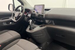 
										Opel Combo Cargo 1.5 New-Cam Belt Attelage PDC full									