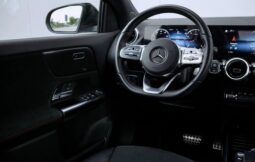 
										Mercedes-Benz GLA 200  4-Matic AMG Line full									