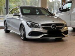 Mercedes-Benz CLA 180  Coupé 1.6  2x AMG