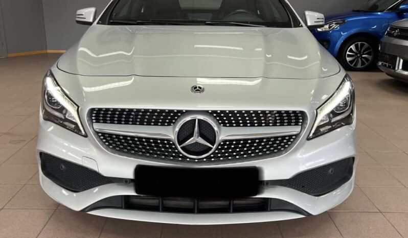 
								Mercedes-Benz CLA 180  Coupé 1.6  2x AMG full									