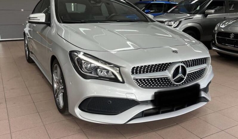 
								Mercedes-Benz CLA 180  Coupé 1.6  2x AMG full									