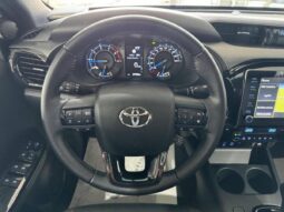 
										Toyota Hilux 2.8 D-4D full									