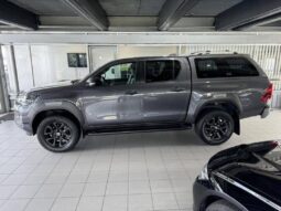 
										Toyota Hilux 2.8 D-4D full									