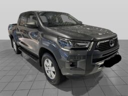 Toyota HiLux 2.8 204ch D-Cab 4WD SR+ Inv. X auto