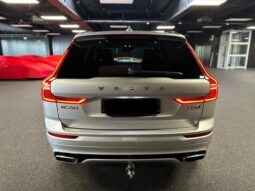 
										Volvo XC60 T8 Twin Engine R Design full									