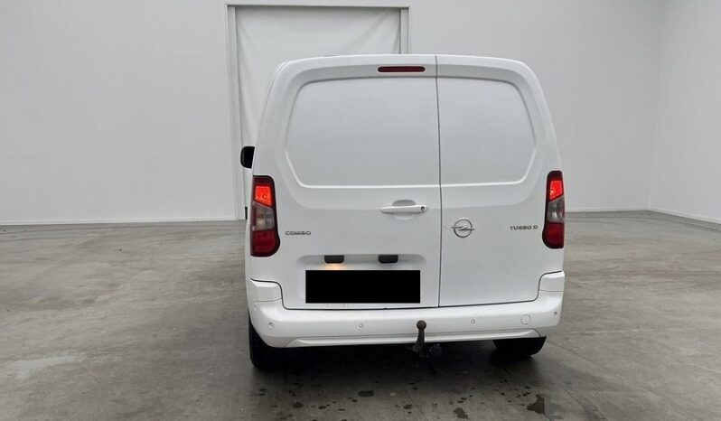 
								Opel Combo Cargo 1.5 New-Cam Belt Attelage PDC full									