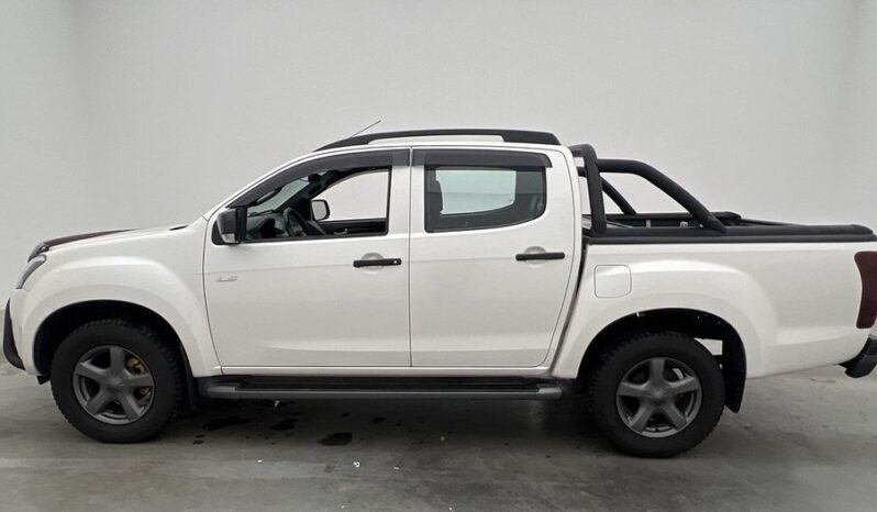 
								Isuzu D-Max Limited 2.5 4WD Chauffage Drag full									