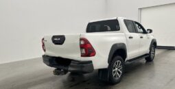 Toyota Hilux Invincible 2.8 4WD M/K-Heat Drag