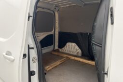 
										Opel Combo Cargo 1.5 New-Cam Belt Attelage PDC full									